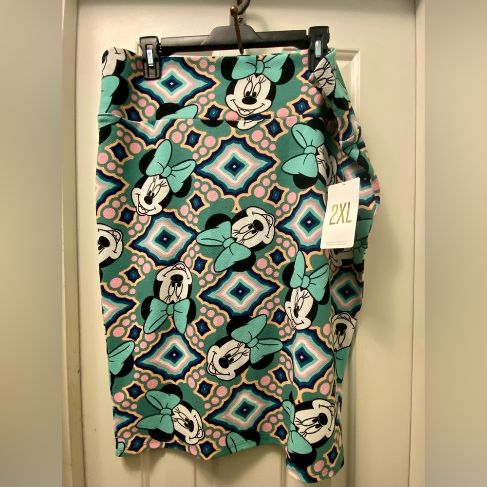 NWT Lularoe Disney Minnie Mouse Cassie Pencil Skirt